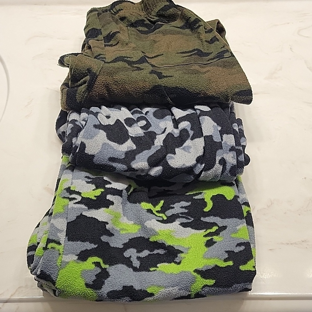 Lot of 3 fleece camo pajama bottoms